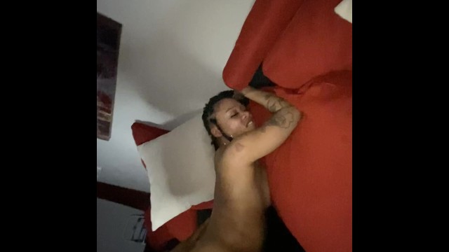 Сексуальная светлокожая снимает BackSHOTS