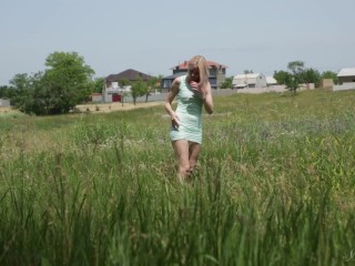 Sensual Young Blonde Maria Rubio LovesHerself In TheForest