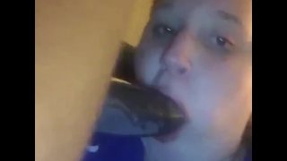 White thot sucking dick for the low