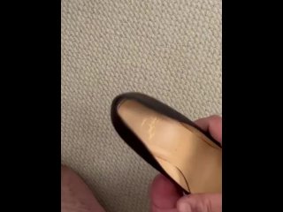 shoe fetish, feet, louboutin