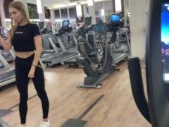 Video Quick fuck in the gym. Risky public sex with Californiababe.