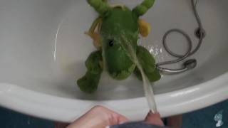 Green dragon Peeing#1