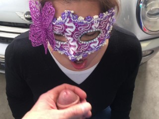 I take the car to the mechanic but pay him witha perfect blowjob...publicblowjob with deep throat