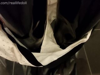 Pregnant peeing with hunter boots