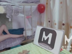 Video ModelMedia Asia-Spied On Women's Dormitory-Xun Xiao Xiao-MMZ-055-Best Original Asia Porn Video