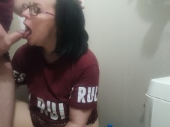 ТРАХАЮ ДЕВУШКУ ДРУГА ПОКА ОН НЕ ВИДИТ - Screenshot 14 of 16 - Wife Creampie