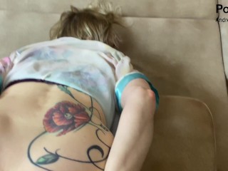 Молодой студент вместо ужина получил киску своей мачехи.