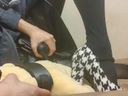 å¥³è£… ãƒ¬ã‚¶ãƒ¼ ã‚·ãƒ§ãƒ¼ãƒˆãƒ‘ãƒ³ãƒ„ ã‚ªãƒŠãƒ‹ãƒ¼ å‹ƒèµ· è¸ã¿æ½°ã— èª¿æ•™ æ—¥æœ¬äºº