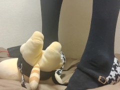 女装 レザー ショートパンツ オナニー 勃起 踏み潰し 調教 日本人 - Screenshot 15 of 16 - Femboy