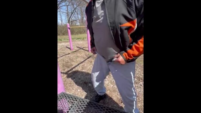 Just swingingbig cock