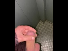 Masturbation in elevator  - Screenshot 14 of 16 - Elevator