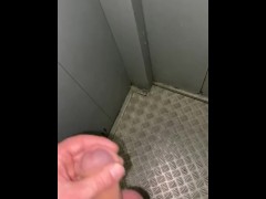 Masturbation in elevator  - Screenshot 7 of 16 - Public