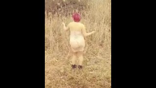 Curvy Jiggles in the Woods