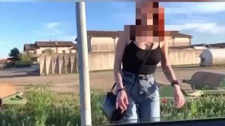 Studentessa chiede passaggio e si scopa sconosciuto’! DIALOGHI IN ITALIANO