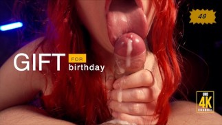Sinnlicher Schlabber-Blowjob und Sperma im Mund zum Geburtstag