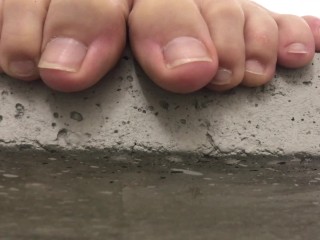 Unpainted Toes Gripping the Stairs in 4K