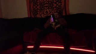 Sam Samuro - Orgasmo múltiple mientras se masturba con mi ciberpussy en medio de la noche