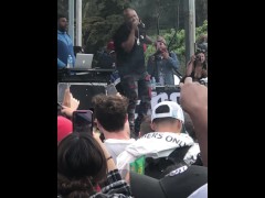 Too Short coming on stage for 4/20 fest hippie hill