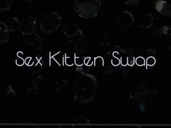 Video Sex Kitten's Couple Swap - Hotwife Group Sex! HARD Fucking Strapon Anal Face Fuck Cumshots