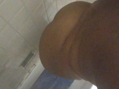 Juicy Lala big ass in the shower who trying to get wet 