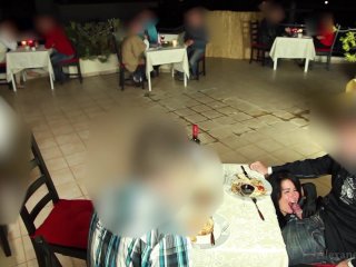 Public Extrem!Geiler 3-er Im Restaurant! Alexandra_Wett