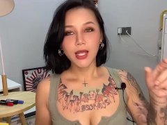 【喷泉主义】两性健康：一招教你拍出性感邀约照！激起伴侣性欲！让他心痒难耐！如何勾引对方让他欲火焚身！添加了解更多！ - Screenshot 4 of 16 - 反差婊