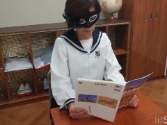 【何十年ぶりの制服姿】恥ずかしいけど制服来てオナニーしちゃいました。是非見てくださいね。 - Screenshot 3 of 16 - Cosplay