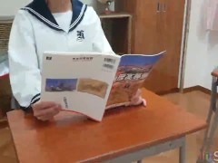 【何十年ぶりの制服姿】恥ずかしいけど制服来てオナニーしちゃいました。是非見てくださいね。 - Screenshot 4 of 16 - Nasty