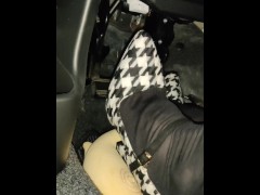 女装 ペダルパンピング ハイヒール クラッシュフェチ 黒パンスト ぬいぐるみ 調教 日本人 - Screenshot 11 of 16 - Pedal Pumping