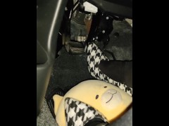 女装 ペダルパンピング ハイヒール クラッシュフェチ 黒パンスト ぬいぐるみ 調教 日本人 - Screenshot 16 of 16 - Pedal Pumping
