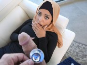 Hijab Hookup - Muslim Babe doing Fasting Eats Big Juicy Cock to ...
