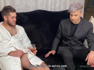 Mi jefe me ordena comerle la polla