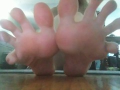 Sativa Skies, feet, soles blonde college girl soles 3 min