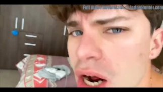 Симпатичная латиноамериканка скачет на твердом члене от первого лица