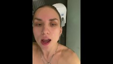 Bath and Shower Girls