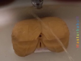 MasturbaBULL - Я писаю на силиконовую задницу