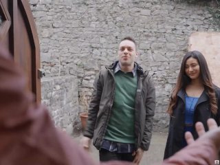 Stepbrother Bangs The Bride-To-Be - Rae Lil Black / Brazzers screenshot number 1