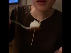 淫乱OLがオナニーした後に激辛カレーを食べる① - Screenshot 6 of 16 - Amateur