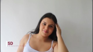 Foto's maken van de slet van mijn buurman - porno in het Spaans