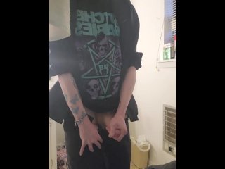 Big White Dick Solo Jack Off *cum shot*