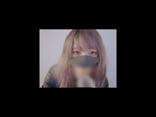 Japanese lady (shemale) suck a bottle. ペットボトルをフェラる。