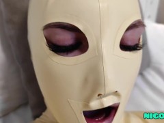 Вика _ "Кукла, дрочит в латексе, кончает" _ НИГОНИКА