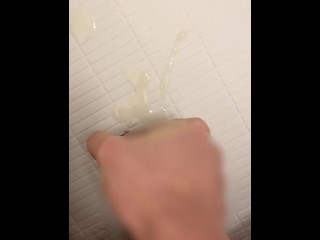 男子大学生のお風呂オナニー射精
