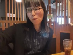 淫乱OLが休日に1人で焼肉を食べる① 8/16