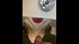 Больница стесняется плохих людей вокруг громких общественных медсестер