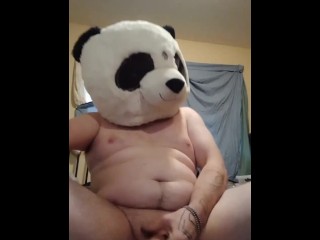 Il Panda Pervertito Si Masturba Mentre Sono Al Lavoro