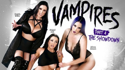 GIRLSWAY - Vampire Angela White et son leader baisent Abigail Mac pour la faire partie du coven