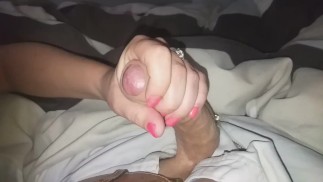 EARLY SUNDAY MORNING HANDJOB