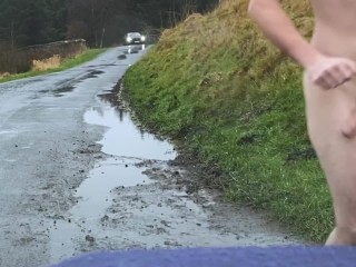 **REAL CAUGHT** TEEN CAUGHT NAKED OUTSIDE JERKING OFF ON PUBLIC ROAD
