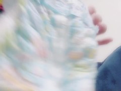 ぐっちょり濡れた感じがすごい！トレパンマンにおもらし - Screenshot 15 of 16 - Peeing